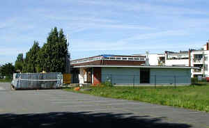May 22 2001 L.jpg (39987 bytes)
